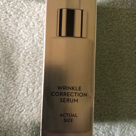 Olay Wrinkle Correction Serum B3 + Peptides - Picture 4 of 4